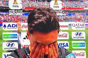 Người hùng của Canada ở World Cup 2026 khóc nức nở nhớ về cha mẹ đã mất