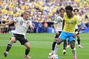 Trực tiếp Brazil vs Nhật Bản 0-1 (Hết H1): Vào!!! Sano phá lưới Brazil