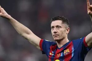 Robert Lewandowski cập bến Chicago Fire: Hiệu ứng bom tấn tiếp theo tại MLS