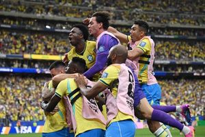 Truyền thông thế giới ngả mũ trước Brazil