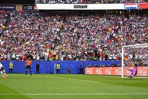 Đội tuyển Đức lần đầu tiên thất bại ở lượt sút cân não tại World Cup