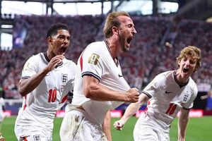 Harry Kane bùng nổ, tuyển Anh ngược dòng thành công
