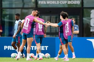Bồ Đào Nha đang chiến đấu vì Ronaldo