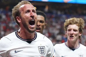 Anh thắng kịch tính CHDC Congo: Hiệp sĩ Harry Kane