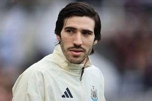 Tottenham chi kỷ lục 237 triệu bảng: Kế hoạch tái thiết tham vọng của Roberto De Zerbi