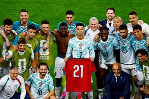 Bồ Đào Nha tri ân Jota, Ronaldo gây xúc động