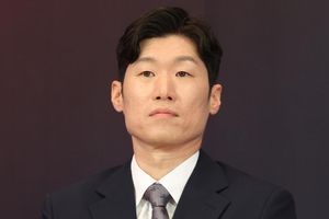 Park Ji-sung dẫn đầu cuộc cải tổ bóng đá Hàn Quốc