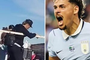 Sau Uruguay trở về từ World Cup bằng xe tải
