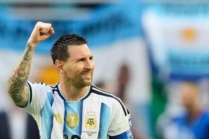 Messi vẫn cháy, nhưng Argentina đã run