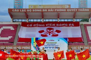Sôi động ngày hội bóng đá U13 toàn quốc trên sân Lạch Tray