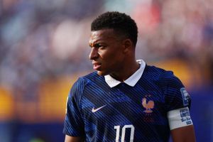 Mbappe vất vả giữa trận đấu bạo lực nhất World Cup 2026