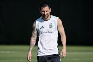 Cơ bắp gây ngỡ ngàng của Messi