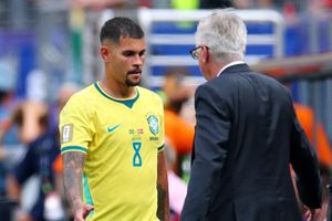 Vì sao Bruno Guimaraes được chọn sút 11 m?