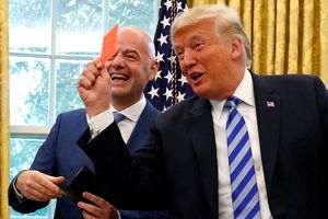 Cuộc gọi của ông Trump giúp cầu thủ Mỹ xóa thẻ đỏ World Cup?