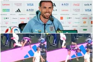 Henderson bị gãy xương và không thể thi đấu chỉ vì pha ăn mừng