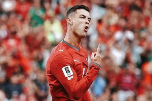 Cristiano Ronaldo: Họ đã cố 'giết' tôi suốt 23 năm