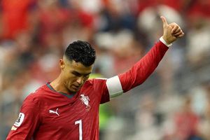 Ronaldo xác nhận chia tay World Cup