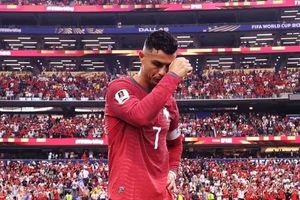 Ronaldo chia tay World Cup với hàng loạt kỷ lục