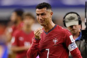 Hết rồi, Cristiano Ronaldo!