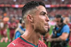 Ronaldo khóc nức nở chia tay World Cup đầy tiếc nuối