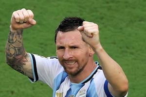 Messi đã thắng áp đảo Ronaldo ở World Cup