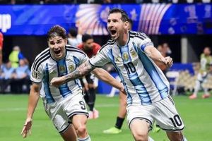 Messi liên tiếp phá kỷ lục World Cup