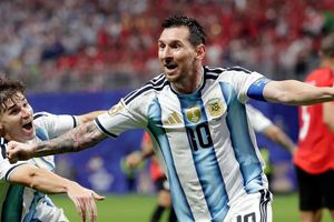 Argentina - Ai Cập 3-2: Trận cầu kinh điển giữ Messi ở lại World Cup