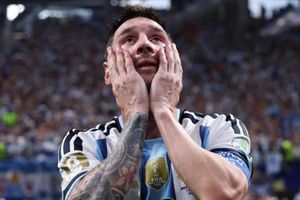 Lời thú nhận của Messi sau những giọt nước mắt