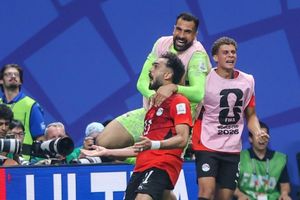 Ai Cập tố trọng tài giúp Argentina thắng trận, Messi lập tức phản hồi