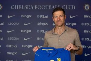 Chelsea chính thức ra mắt HLV mới