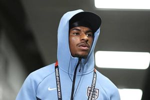 MU sẵn sàng chia tay Marcus Rashford, Juventus đàm phán mua Emiliano Martinez