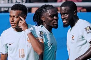 Pháp thắng đẹp Maroc: Kiệt tác của Deschamps