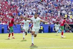 Mbappe cân bằng Messi trong cuộc đua Vua phá lưới World Cup
