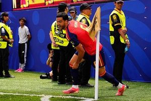 Siêu dự bị Mikel Merino hóa người hùng, đi vào lịch sử World Cup