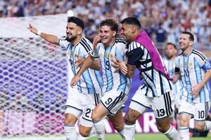 Vất vả hạ 10 người Thụy Sĩ, Argentina gặp Anh ở bán kết World Cup 2026