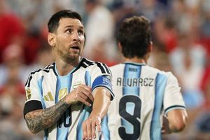 Phản ứng của Messi trước trận gặp tuyển Anh