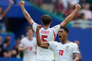 Bellingham đi vào lịch sử World Cup cùng Pele