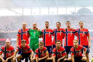 HLV Solbakken: Na Uy rời World Cup trong nước mắt và niềm tự hào