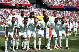 World Cup 2026: Cầu thủ Pháp 'không sợ Tây Ban Nha', huyền thoại MU dẫn dắt ĐT Uruguay