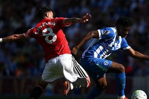 MU sẵn sàng chi đậm tái khởi động thương vụ Carlos Baleba từ Brighton