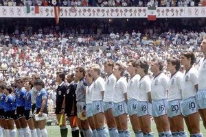 Anh đối đầu Argentina, bản lĩnh thay cho sự hoàn hảo?