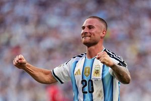 Thay đổi bất ngờ của Argentina trước tuyển Anh
