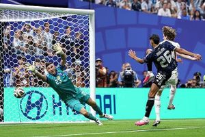 Trực tiếp bán kết Anh vs Argentina 1-1 (H2): Vào!!! Enzo Fernandez tuyệt phẩm
