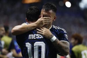 Argentina 2-1 Anh: Lautaro Martinez bật khóc tiết lộ về bàn thắng