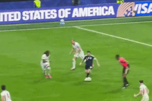 Tốc độ tụ họp gây choáng của 'đội vệ sĩ' Messi