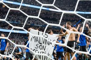 Argentina gặp rắc rối lớn trước chung kết World Cup