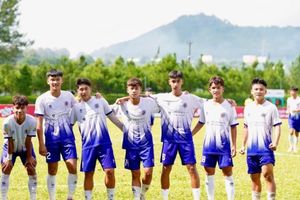 VCK bóng đá U17 quốc gia: Hà Nội FC phô trương sức mạnh