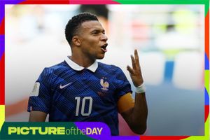 Khoảnh khắc World Cup: Kỷ lục gia Mbappe