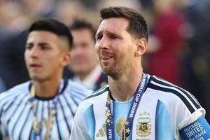 Messi bật khóc sau thất bại ở chung kết World Cup 2026