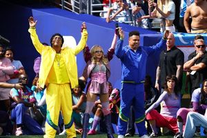 Ronaldo, Ronaldinho gây sốt cùng Madonna ở chung kết World Cup